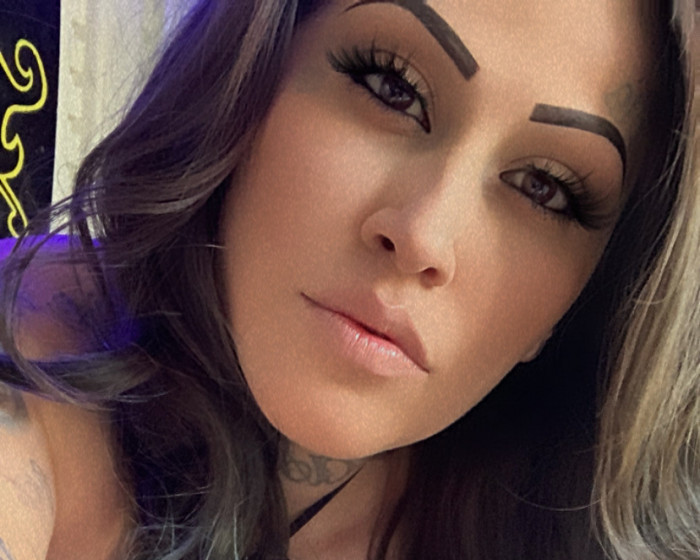 vanesa estrada Inked Cover Girl